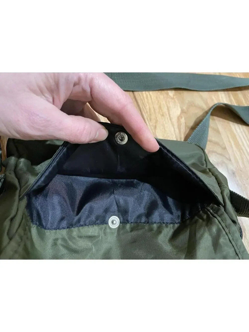 ESpirit Olive Green Fanny Pack Crossbody Purse Bag Organizer men / women / trave